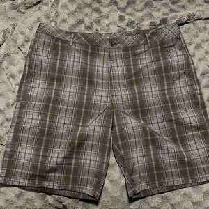 File Sport Golf Plaid Shorts - 40
